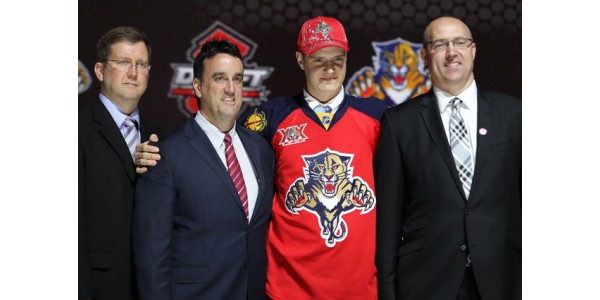 Aleksander Barkov bekommt den dritten Vertrag von Florida Panthers